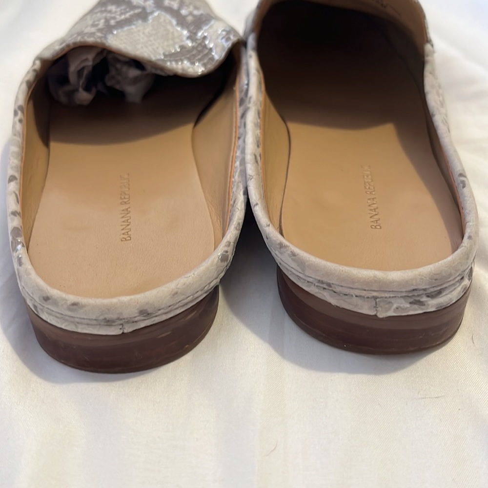 Banana Republic Gray Silver Python Print Mules 10 - image 6